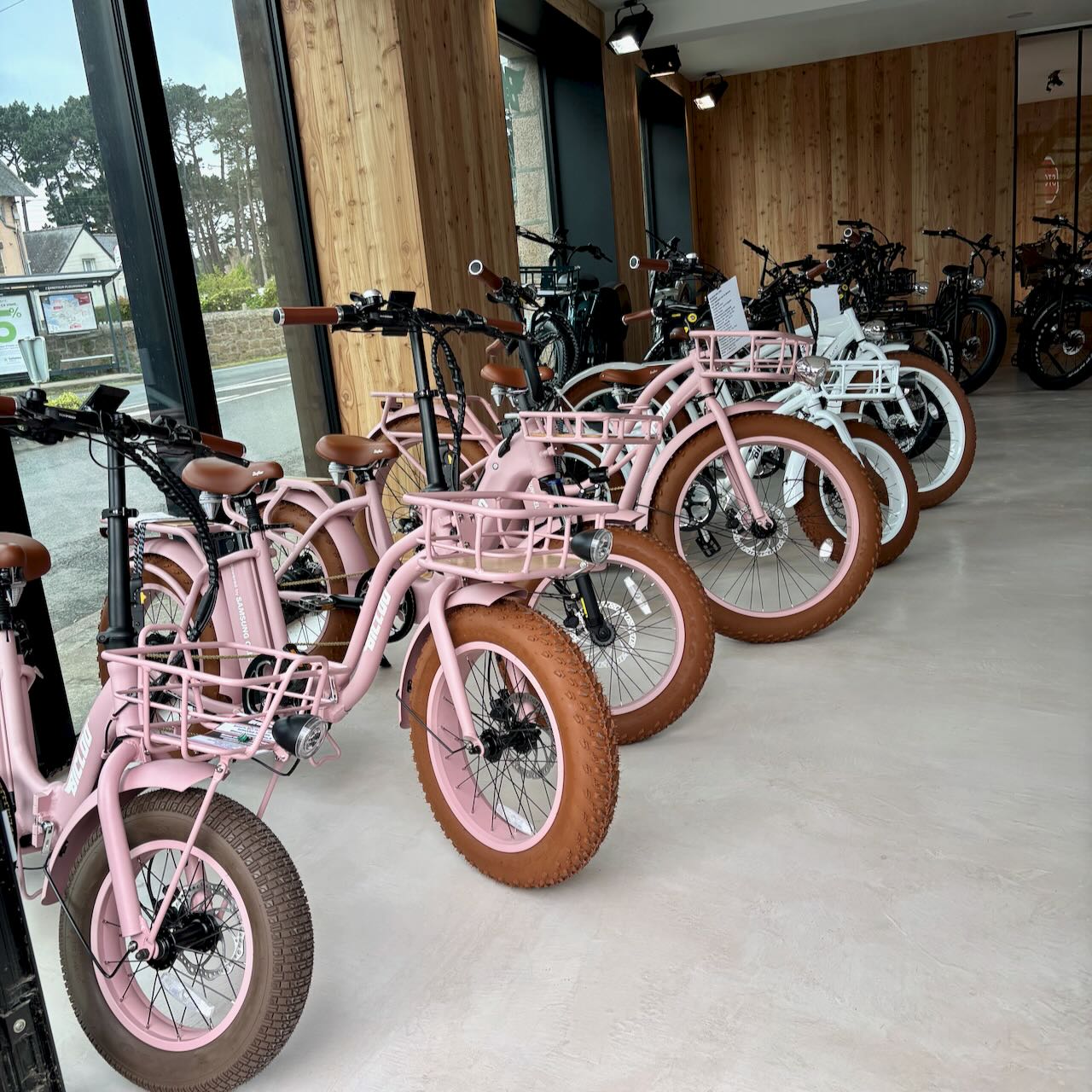 Intérieur showroom BOUBOU BICLOO®
