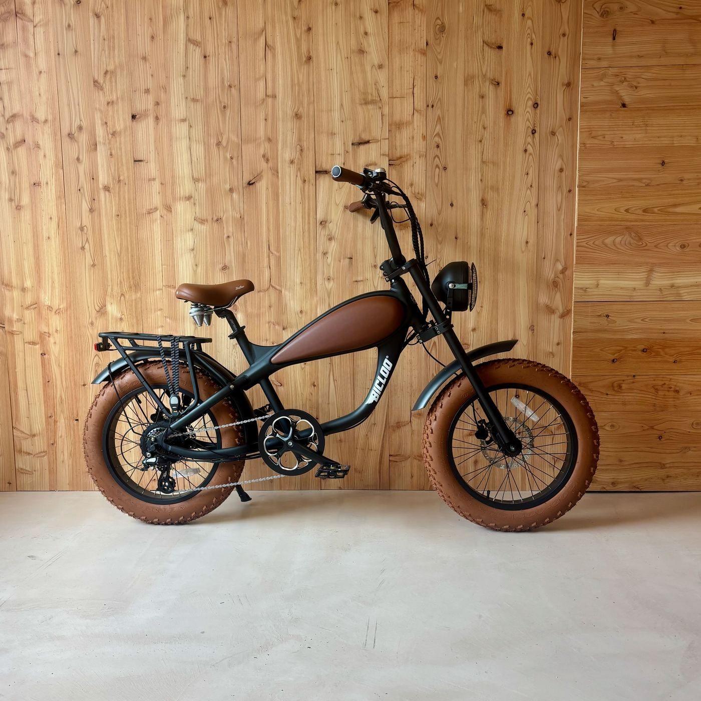 EAGLE® Noir & Marron