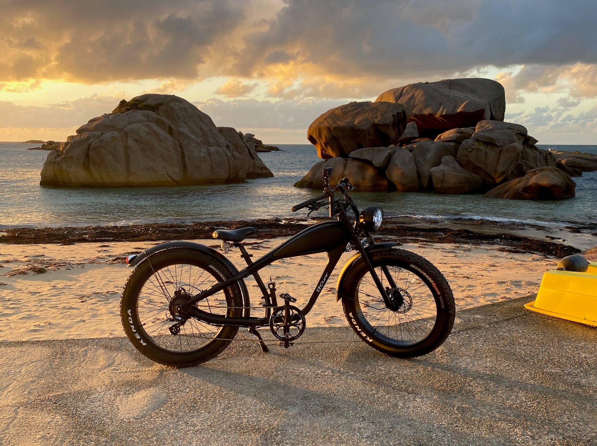 Vélo électrique Pliant BICLOU – Fat Bike 20″ – 250W, Batterie 720Wh, Noir